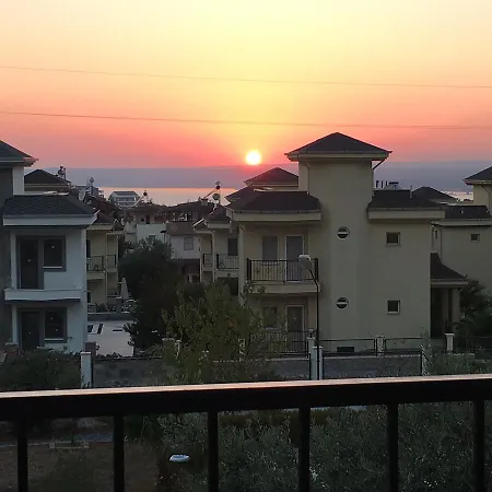 Penthouse Sen Lägenhet *